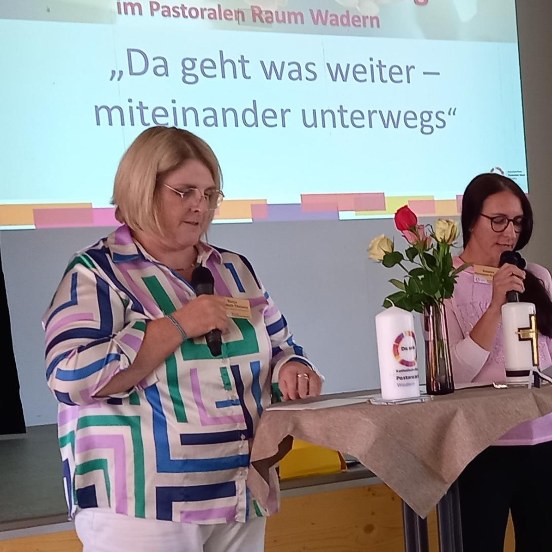 Tanja Buchheit-Thewes und Susanne Ringwald begrüßt zur zweiten Synodalversammlung im Pastoralen Raum Wadern