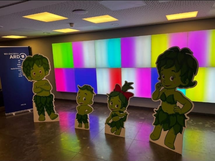 Die Saarlodris begrüßen die Menschen auf dem Halberg in Saarbücken